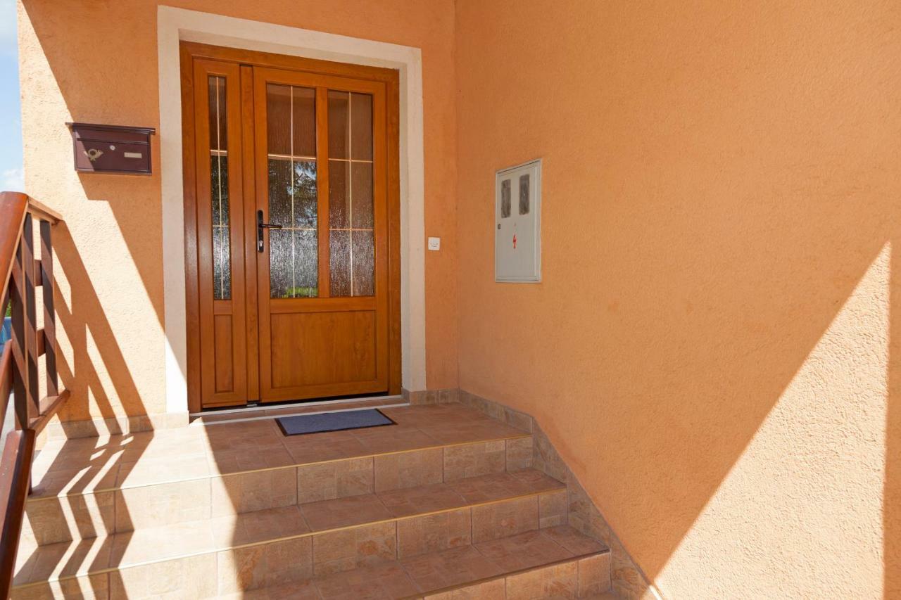 Apartment Majetic Gornji Vaganac 외부 사진