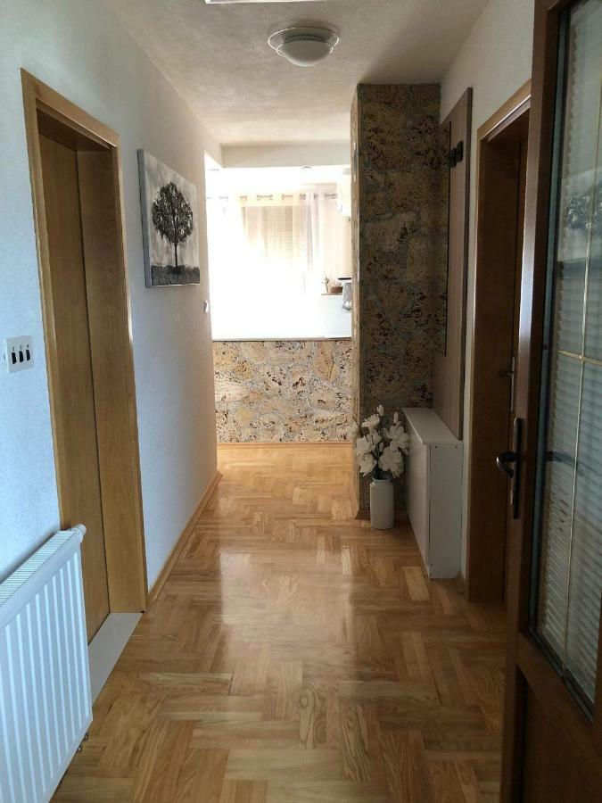 Apartment Majetic Gornji Vaganac 외부 사진